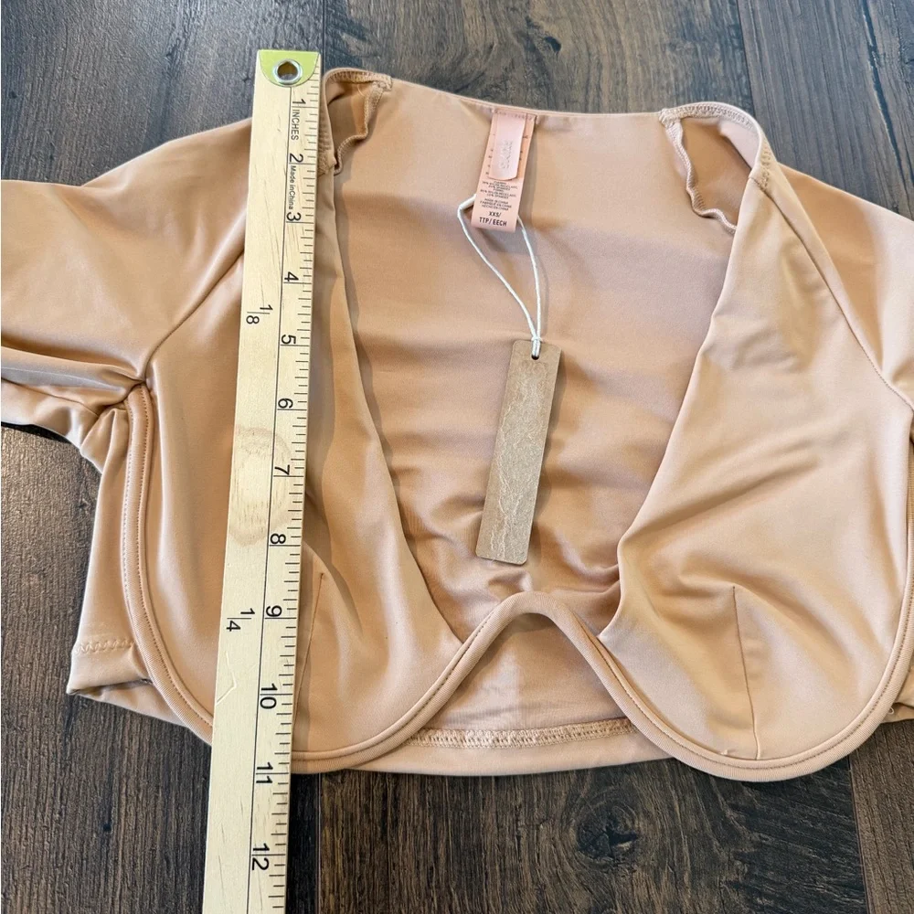 Skims Signature Swim Long Sleeve Underwire Top Almond NWT Size XXS